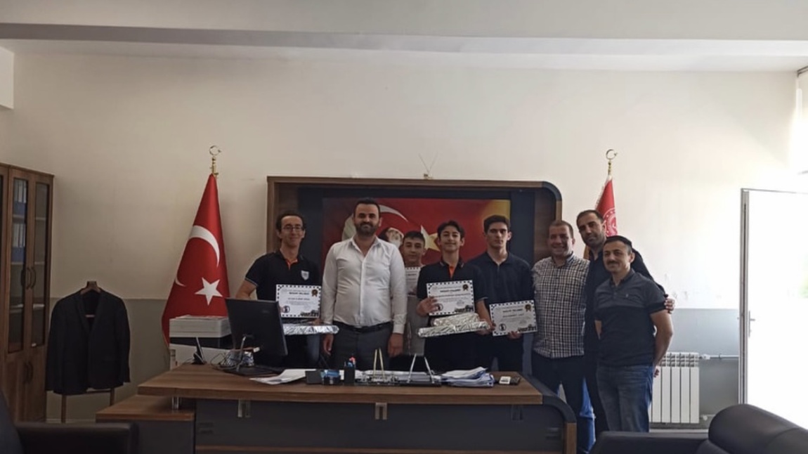 OKULUMUZ SATRANÇ TURNUVASI ÖDÜL TÖRENİ